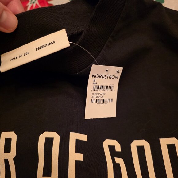 Essentials T Shirt (Brand New) - Picture 3 of 5